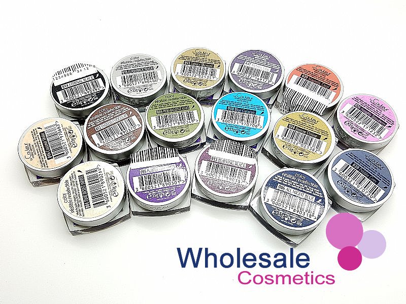 32 x L'Oreal Color Infallible Eyes 24Hr Powder Eyeshadow - ASSORTED +24 FREE Testers