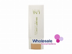 8 x Bourjois UNE Natural Beauty Skin Matt Foundation - M05