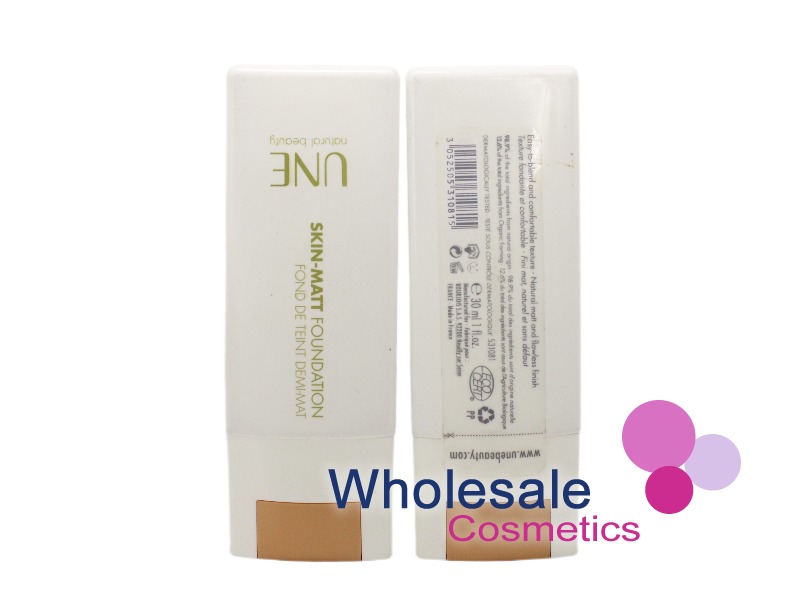 8 x Bourjois UNE Natural Beauty Skin Matt Foundation - M08