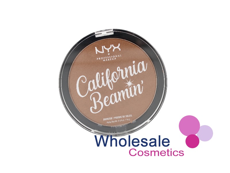 24 x NYX Professional Makeup California Beamin' Face & Body Bronzer - 05 THE OC